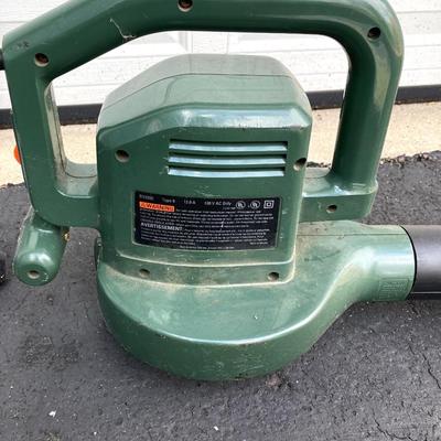 LOT 51G: Black & Decker Super Vac N' Mulch Blower / Vacuum BV 2000 Type 6 and Hedge Trimmer TR165 Type 2, Extension Cord and Two...