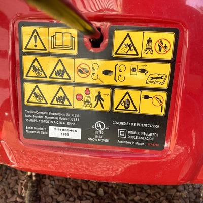 LOT 52G: Toro Power Curve Snow Blower Model # 38381