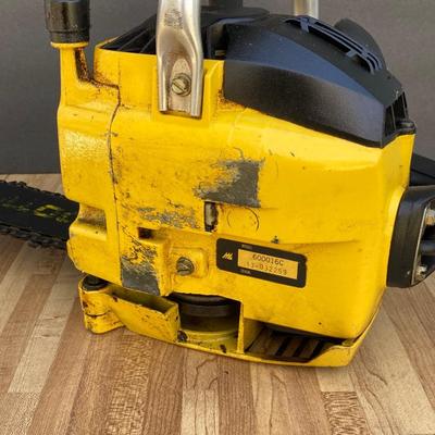 LOT 53G: McCulloch Mac 110 Automatic Chain Oiling Gasoline Chain Saw
