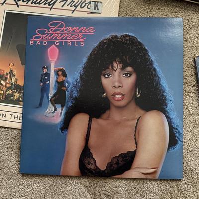 LOT 61L: Vinyl Records: Donna Summer, Carly Simon & More