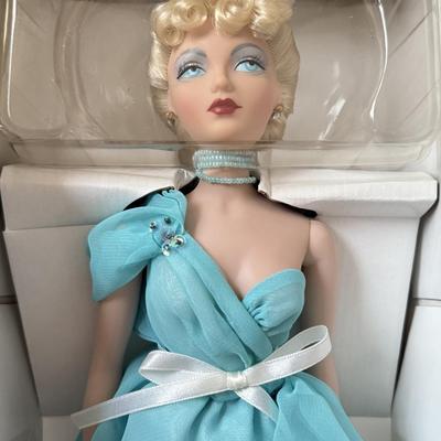 LOT 64L: Ashton-Drake Galleries Mel Odom Gene "Blue Goddess" Doll w/ COA & Box (D-0327)