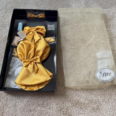 LOT 66L: Ashton-Drake Galleries Mel Odom Gene "Unforgettable" Doll w/ COA & Box (1088) and "Gold Sensation" Costume