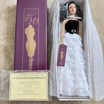 LOT 74L: Tonner Tyler Wentworth Collection "Manhattan Spark" 16-inch Articulated Fashion Doll w/ COA (LE 500)