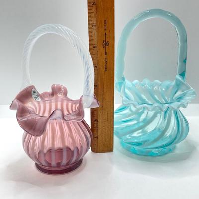 LOT 85K: Beautiful Pair of Fenton Art Glass Ruffled Top Baskets