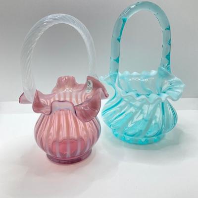 LOT 85K: Beautiful Pair of Fenton Art Glass Ruffled Top Baskets