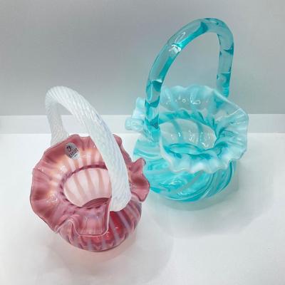 LOT 85K: Beautiful Pair of Fenton Art Glass Ruffled Top Baskets