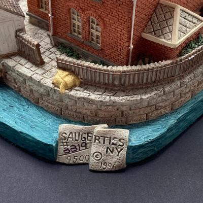 LOT 90K: Pair of Harbour Lights Lighthouses - Lady Lightkeepers Series Saugerties New York #171 and Society Exclusive Port Sanilac...