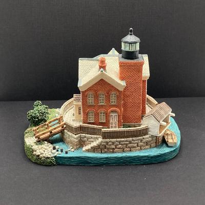 LOT 90K: Pair of Harbour Lights Lighthouses - Lady Lightkeepers Series Saugerties New York #171 and Society Exclusive Port Sanilac...