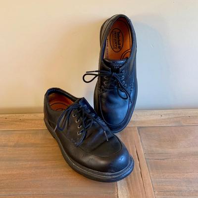 LOT 91 Z: Men's Timberland Leather Work Shoes & NIB Kamik Nationplus Work Boots