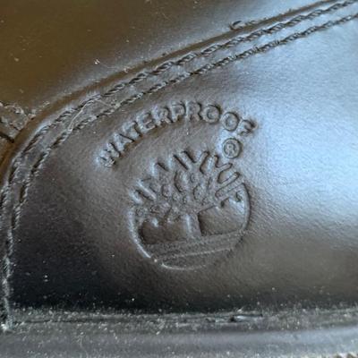 LOT 91 Z: Men's Timberland Leather Work Shoes & NIB Kamik Nationplus Work Boots