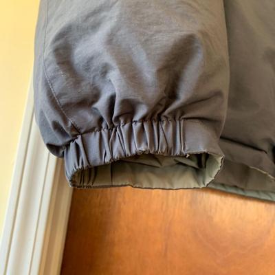 LOT 92 Z: Nautica Coats