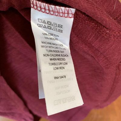 LOT 95 Z: Max Studio Clothing Collection; Cashmere & Modal Turtlenecks, Tank Tops, Long Sleeve Shirts, & Cardigan