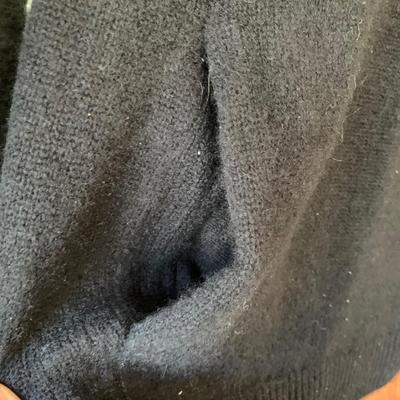 LOT 95 Z: Max Studio Clothing Collection; Cashmere & Modal Turtlenecks, Tank Tops, Long Sleeve Shirts, & Cardigan