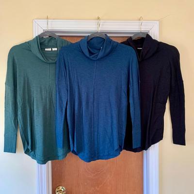 LOT 95 Z: Max Studio Clothing Collection; Cashmere & Modal Turtlenecks, Tank Tops, Long Sleeve Shirts, & Cardigan