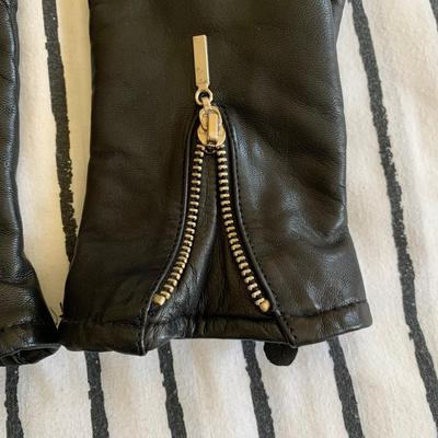 LOT 97 Z: Women's Leather Glove Collection; Isotoner by Aris, Ralph Lauren, & Thinsulate