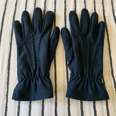 LOT 99 Z: Women's Glove Collection; Lauren by Ralph Lauren & Isotoner