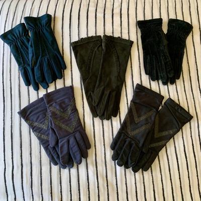 LOT 99 Z: Women's Glove Collection; Lauren by Ralph Lauren & Isotoner