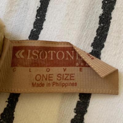 LOT 99 Z: Women's Glove Collection; Lauren by Ralph Lauren & Isotoner