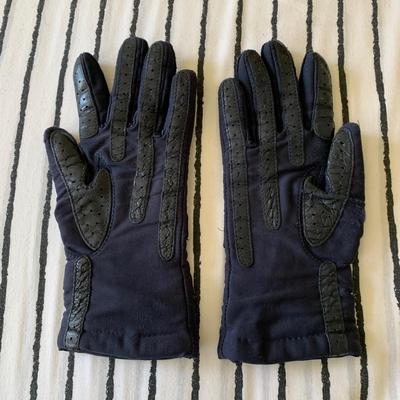 LOT 99 Z: Women's Glove Collection; Lauren by Ralph Lauren & Isotoner