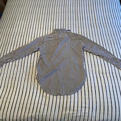 LOT 104 Z: Lauren by Ralph Lauren Clothing Collection