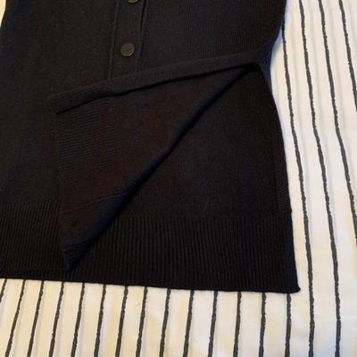 LOT 105 Z: Clothing Collection; Philosophy & Theory