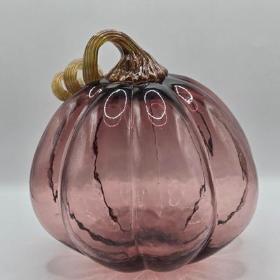 LOT 107K: Rose Colored Pumpkin & Dark Grey with White Veining Pumpkin