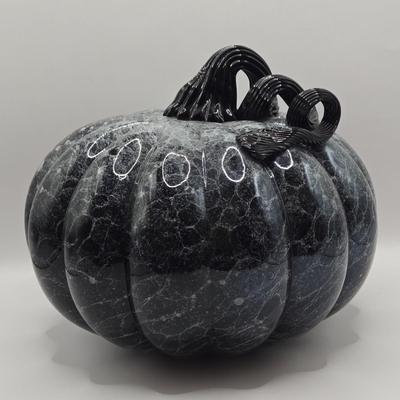 LOT 107K: Rose Colored Pumpkin & Dark Grey with White Veining Pumpkin