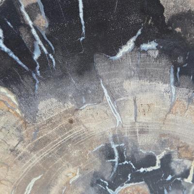 LOT 118K: Two Sets of Stone Bookends