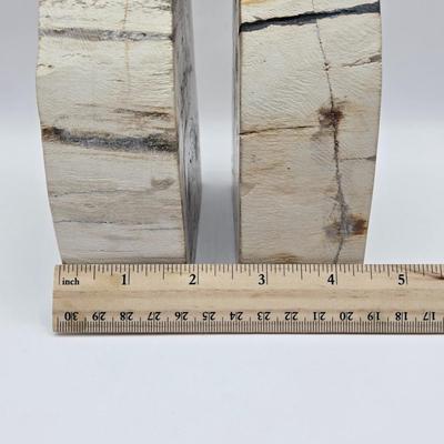 LOT 118K: Two Sets of Stone Bookends