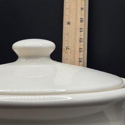 LOT 119K: Longaberger Pottery Soup Terrine, 2 Crocks, and Pitcher