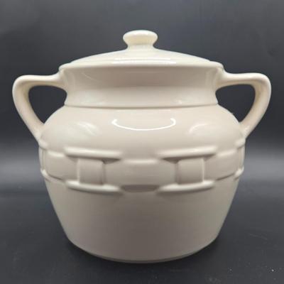 LOT 119K: Longaberger Pottery Soup Terrine, 2 Crocks, and Pitcher