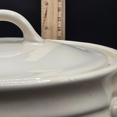 LOT 119K: Longaberger Pottery Soup Terrine, 2 Crocks, and Pitcher