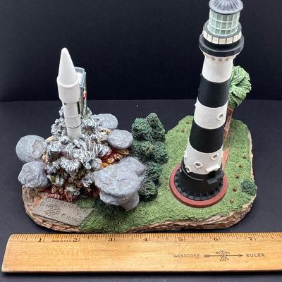 LOT 121K: Harbour Lights Lighthouses - Cape Canaveral Florida #163 and St. Augustine Florida #138