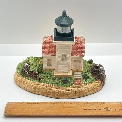 LOT 125K: Collection of Harbour Lights Lighthouses - Point Arena California #156, Burrows Island Washington #108 and Ponce De Leon...