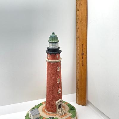 LOT 125K: Collection of Harbour Lights Lighthouses - Point Arena California #156, Burrows Island Washington #108 and Ponce De Leon...