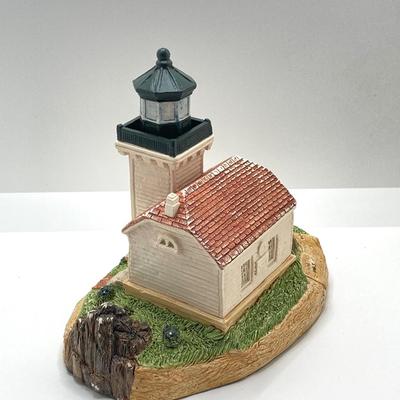 LOT 125K: Collection of Harbour Lights Lighthouses - Point Arena California #156, Burrows Island Washington #108 and Ponce De Leon...