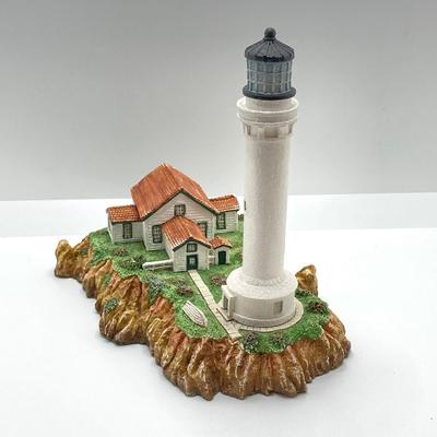 LOT 125K: Collection of Harbour Lights Lighthouses - Point Arena California #156, Burrows Island Washington #108 and Ponce De Leon...