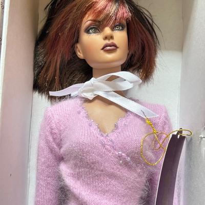 LOT 128L: Tonner Tyler Wentworth Collection 16-inch Articulated Fashion Dolls: LE 750 High Style Sydney (No Outfit) & OOAK Repainted...