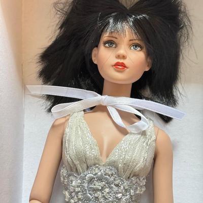 LOT 129L: Tonner Articulated 16" Fashion Dolls: Alice in Wonderland Basic Sweetheart (No Outfit) & OOAK Custom Repainted...