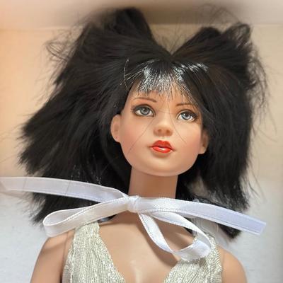 LOT 129L: Tonner Articulated 16" Fashion Dolls: Alice in Wonderland Basic Sweetheart (No Outfit) & OOAK Custom Repainted...