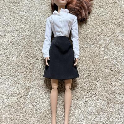 LOT 130L: Tonner Tyler Wentworth Collection 16" Articulated Fashion Doll w/ Fifth Anniversary Album, NIP Coat & More