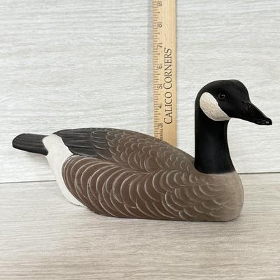 LOT 133K: 1991 Signed American Wildlife Collection Canada Goose Decory by B. Campbell