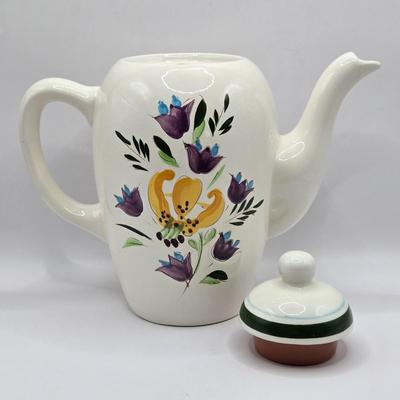 LOT 138K: Mixed Pieces of Stangl Pottery