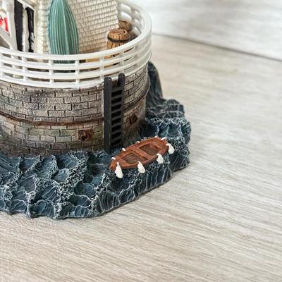 LOT 147K: Harbor Lights Society Exclusive Lighthouses: Cold Spring Harbor New York #533, Southwest Reef Louisiana #530 & Cockspur...