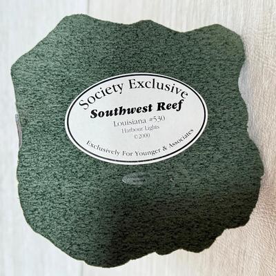 LOT 147K: Harbor Lights Society Exclusive Lighthouses: Cold Spring Harbor New York #533, Southwest Reef Louisiana #530 & Cockspur...