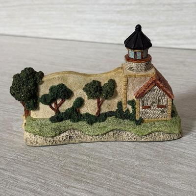 LOT 148K: Harbor Lights Lighthouses: Signed B Younger Castle Hill Rhode Island #116, 2000 Special Event Exclusive Beckoning Beacons HL630...