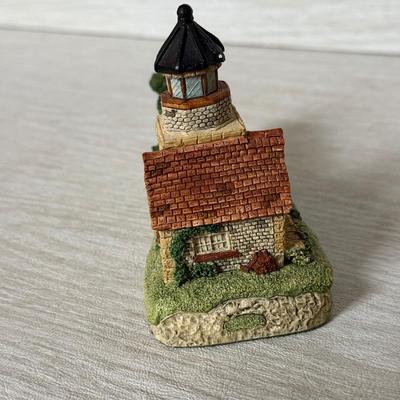 LOT 148K: Harbor Lights Lighthouses: Signed B Younger Castle Hill Rhode Island #116, 2000 Special Event Exclusive Beckoning Beacons HL630...