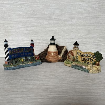 LOT 148K: Harbor Lights Lighthouses: Signed B Younger Castle Hill Rhode Island #116, 2000 Special Event Exclusive Beckoning Beacons HL630...