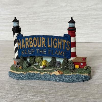 LOT 148K: Harbor Lights Lighthouses: Signed B Younger Castle Hill Rhode Island #116, 2000 Special Event Exclusive Beckoning Beacons HL630...