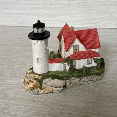 LOT 150K: Harbor Lights Lighthouses: Nauset Beach Massachusetts #126, Cape Neddick Maine #141 & Highland Light Massachusetts #161